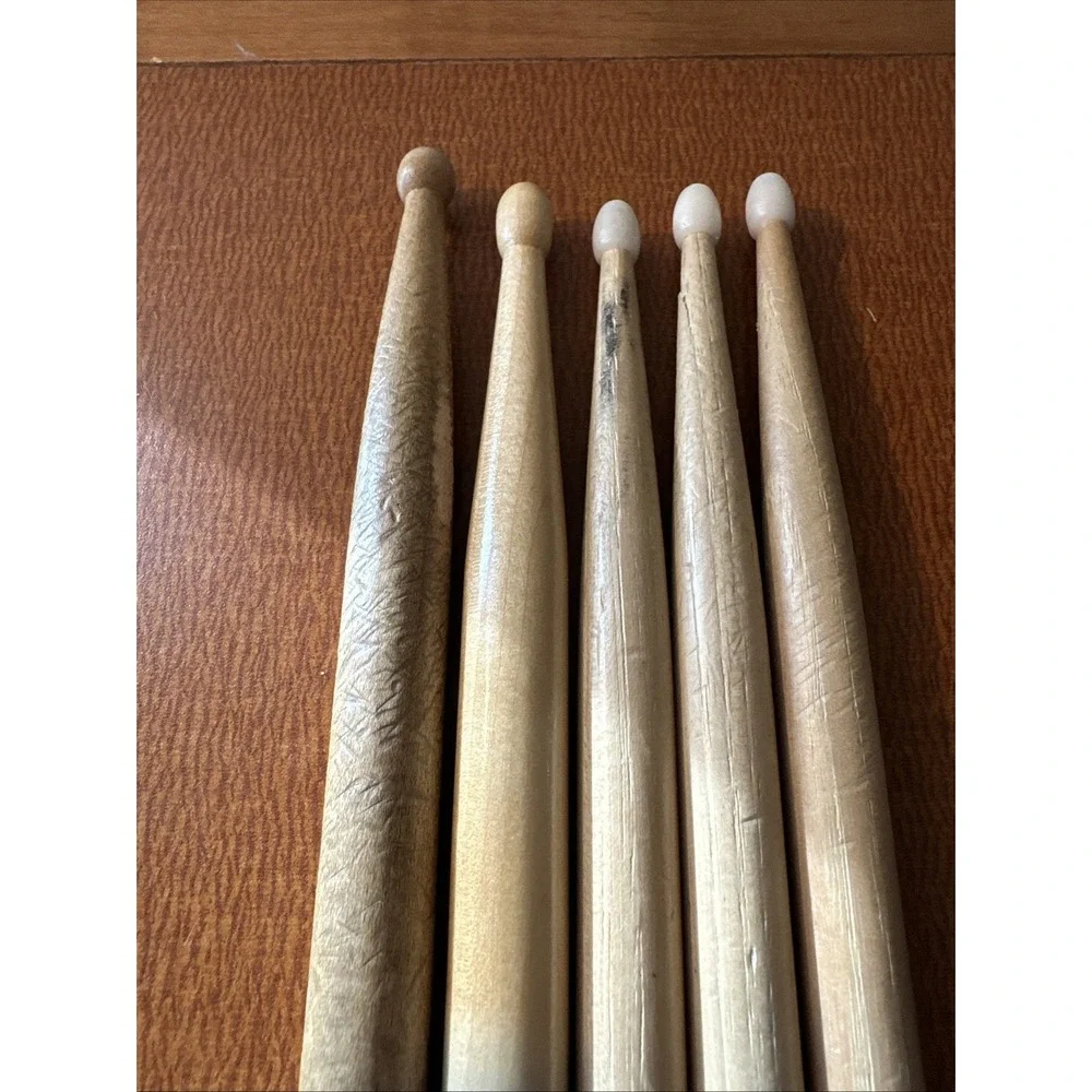 Set Of 5 Drumsticks: Vic Firth, House Of Blues And 3 Unmarked